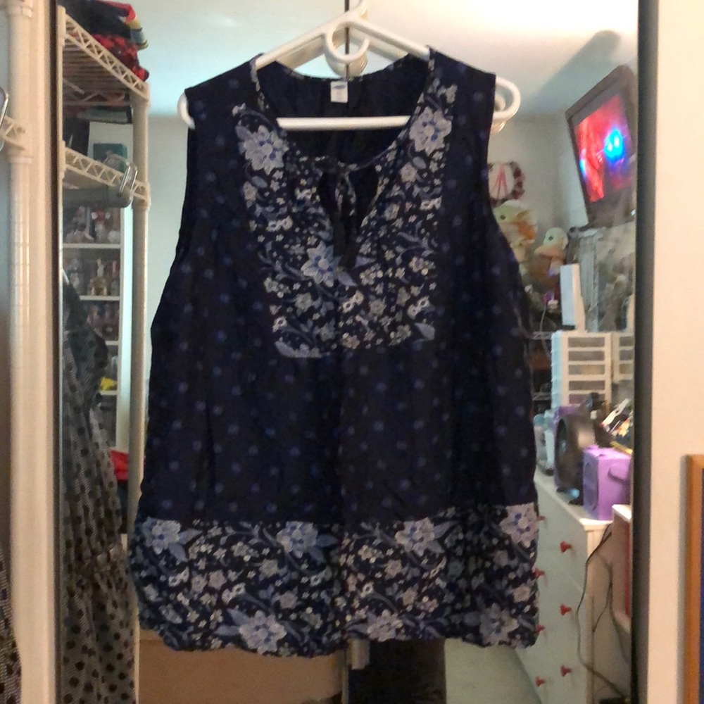 Sleeveless Blouse